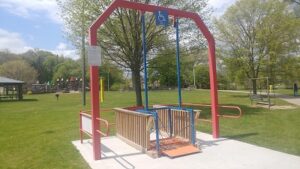 Showing handicap accessible swing at Hemlock Park